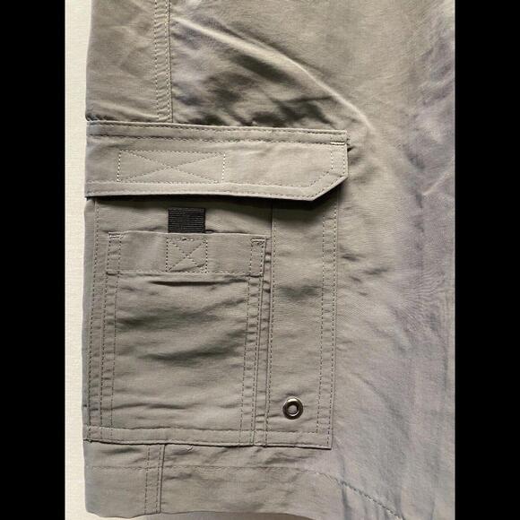 Bimini Bay Outfitters Men’s Performance Gear Gray Nylon Shorts Fishing Sz 42 - Picture 3 of 12
